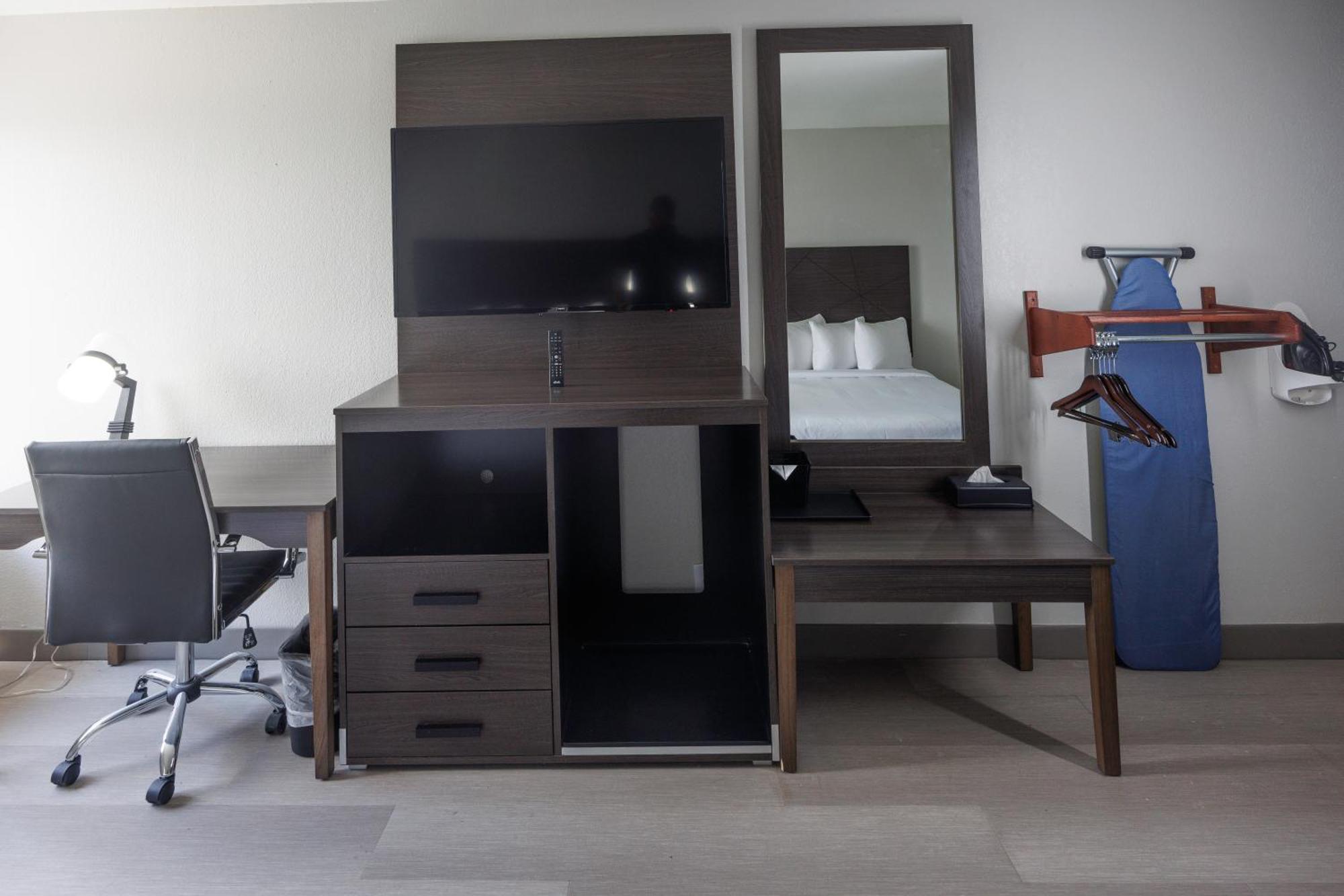 B&B Hotel Miami Airport Miami Springs Екстериор снимка