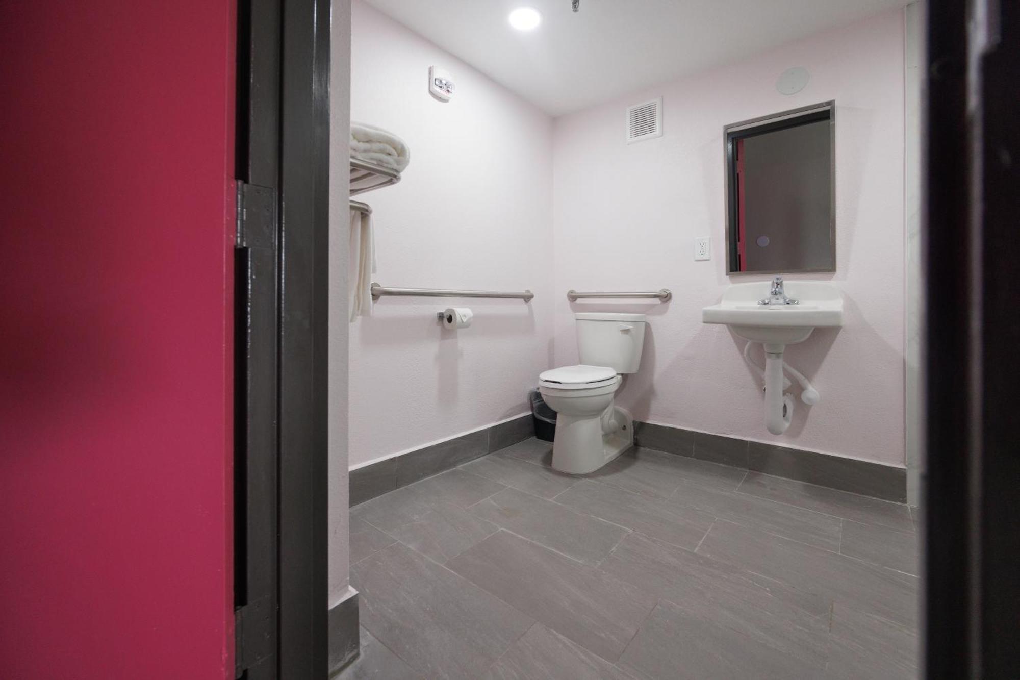 B&B Hotel Miami Airport Miami Springs Екстериор снимка