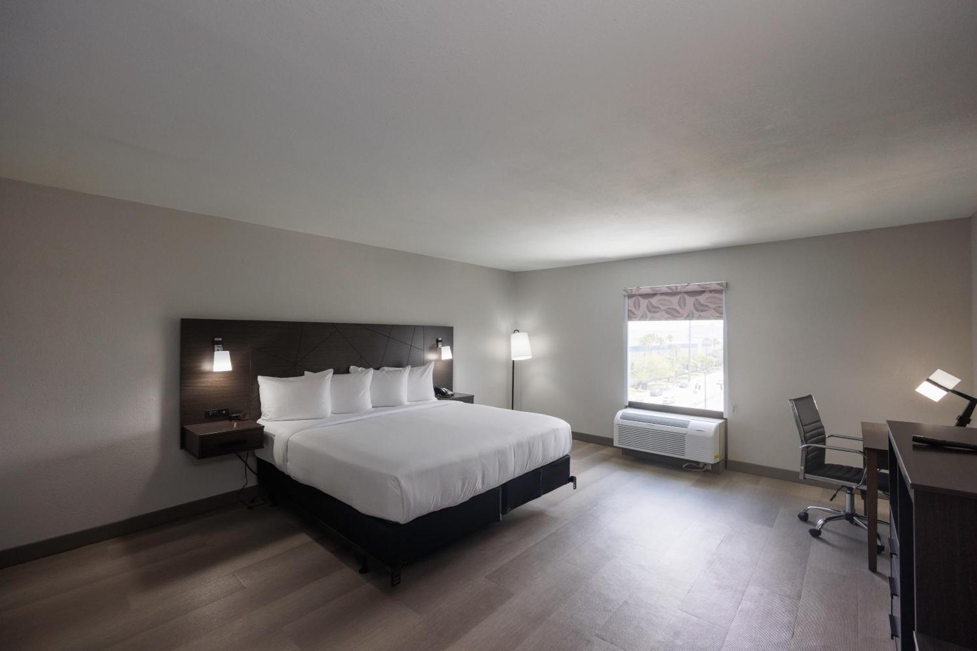 B&B Hotel Miami Airport Miami Springs Екстериор снимка